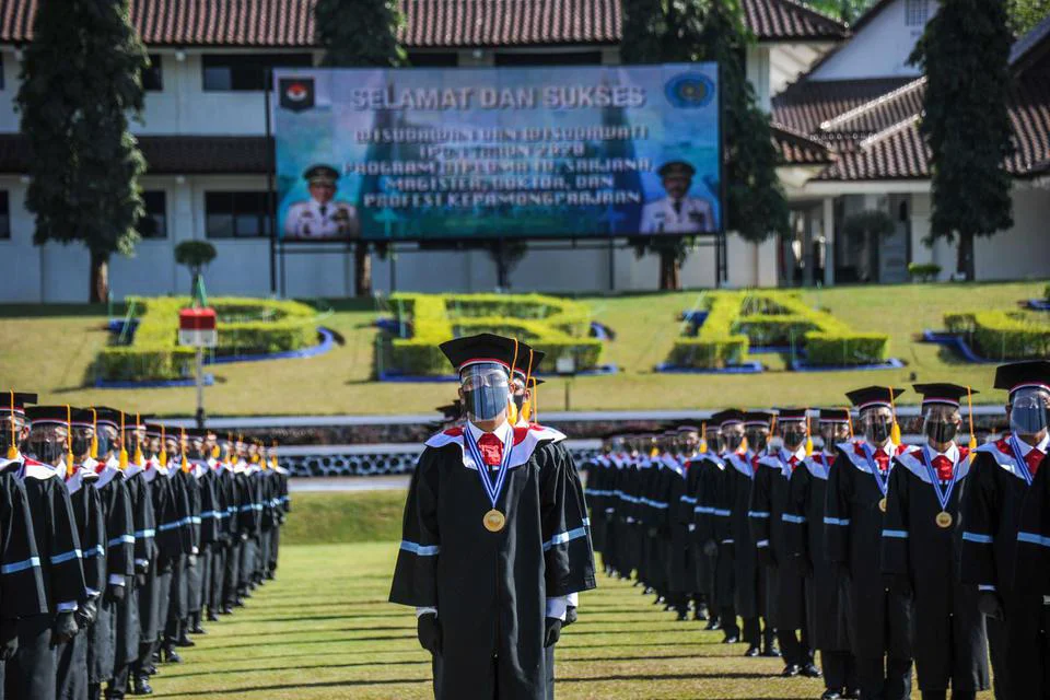 daftar sekolah kedinasan di Indonesia