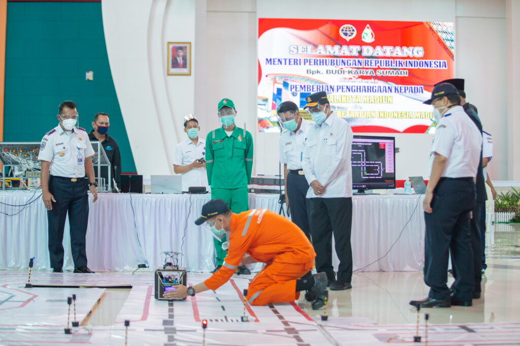 sekolah perkeretaapian madiun