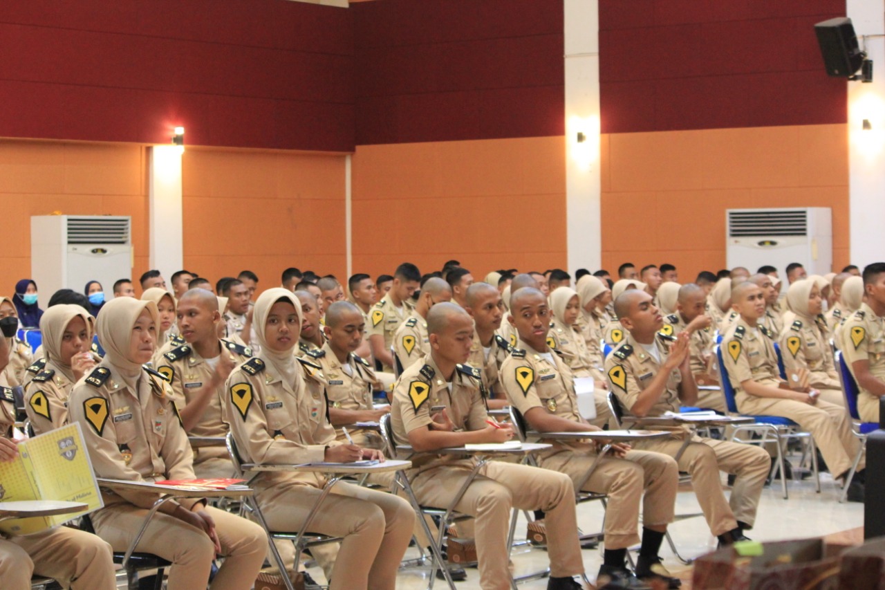 apakah lulusan PKTJ langsung jadi PNS