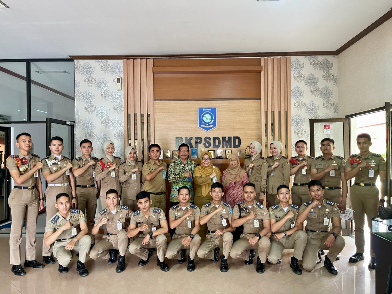 lulus IPDN kerja apa