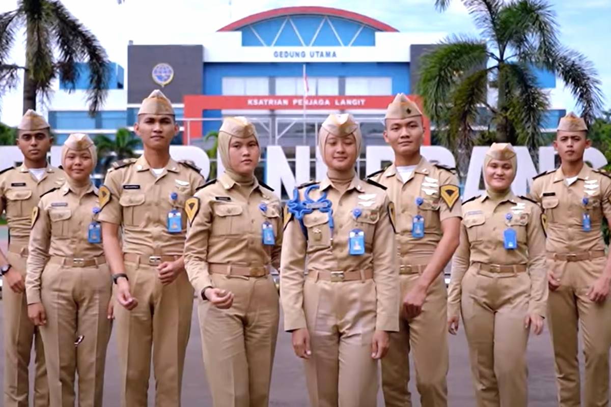 Berapa Batas Umur Sekolah Kedinasan