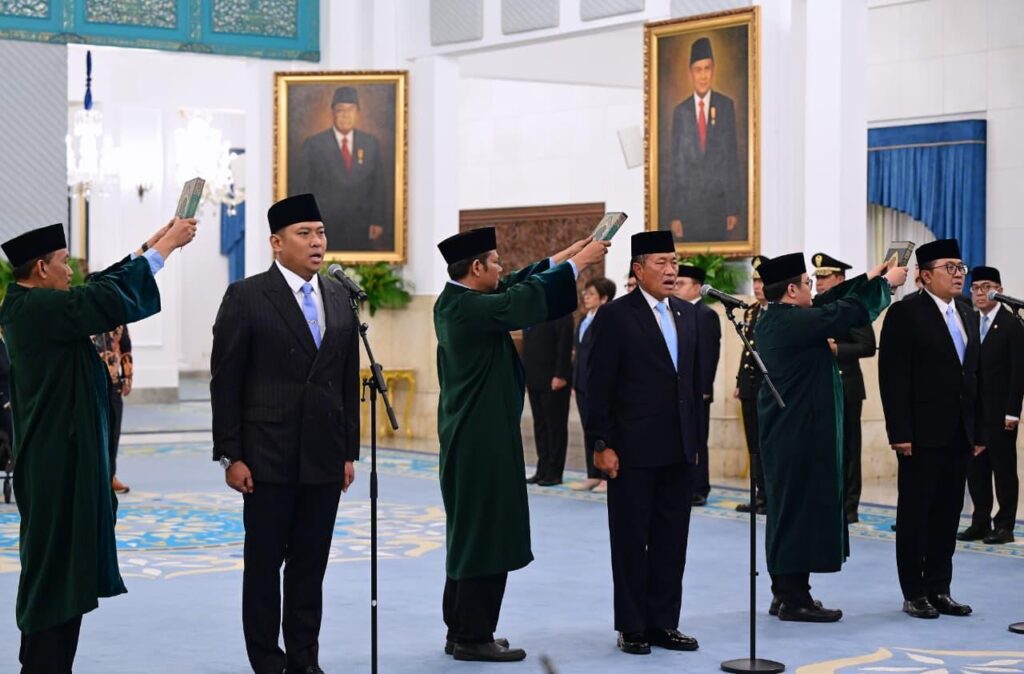 Apa Itu Universitas Republik Indonesia