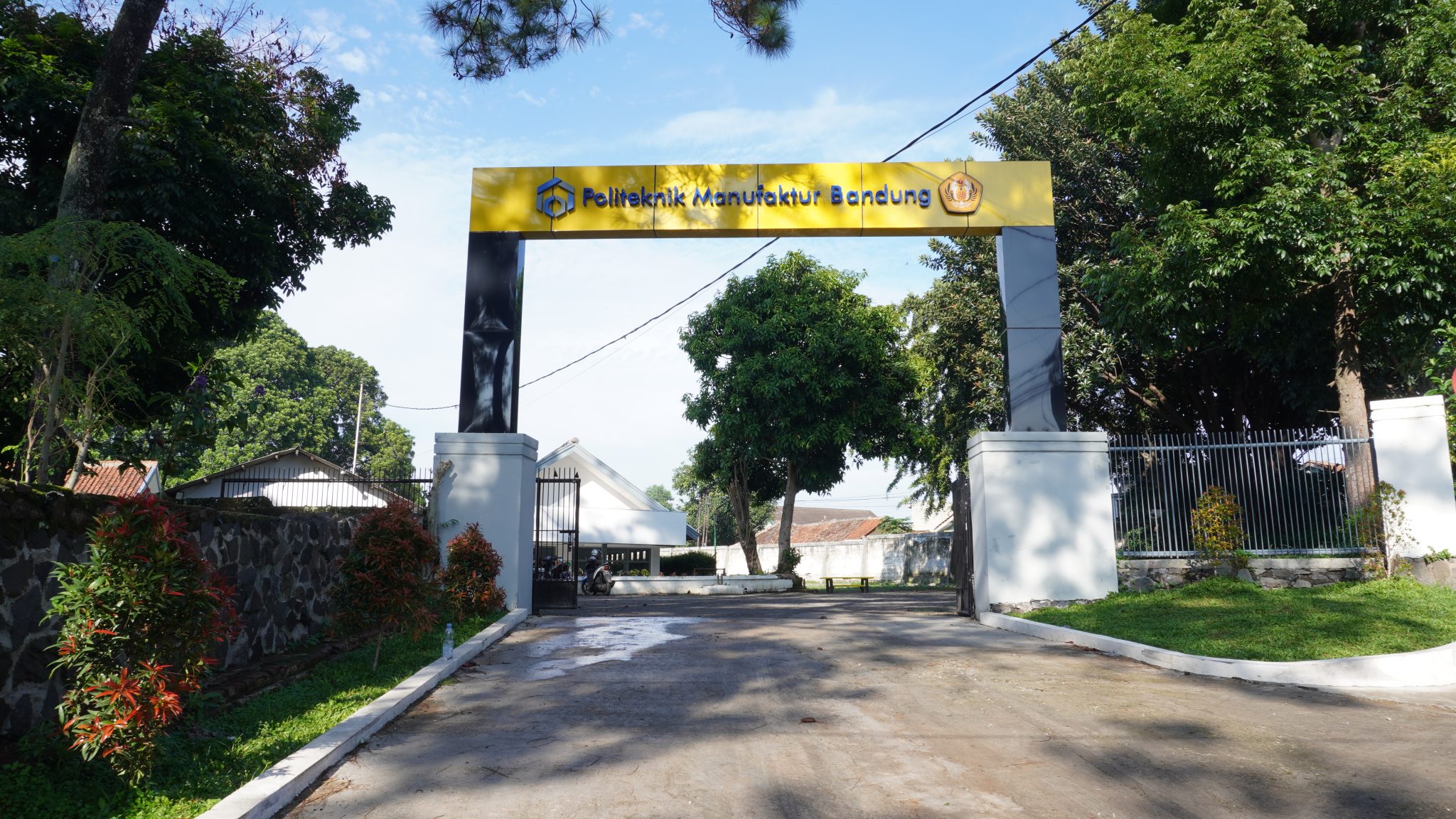 Polman Bandung, politeknik tertua di Indonesia yang punya 4 jurusan. (Foto: laman Polman Bandung)